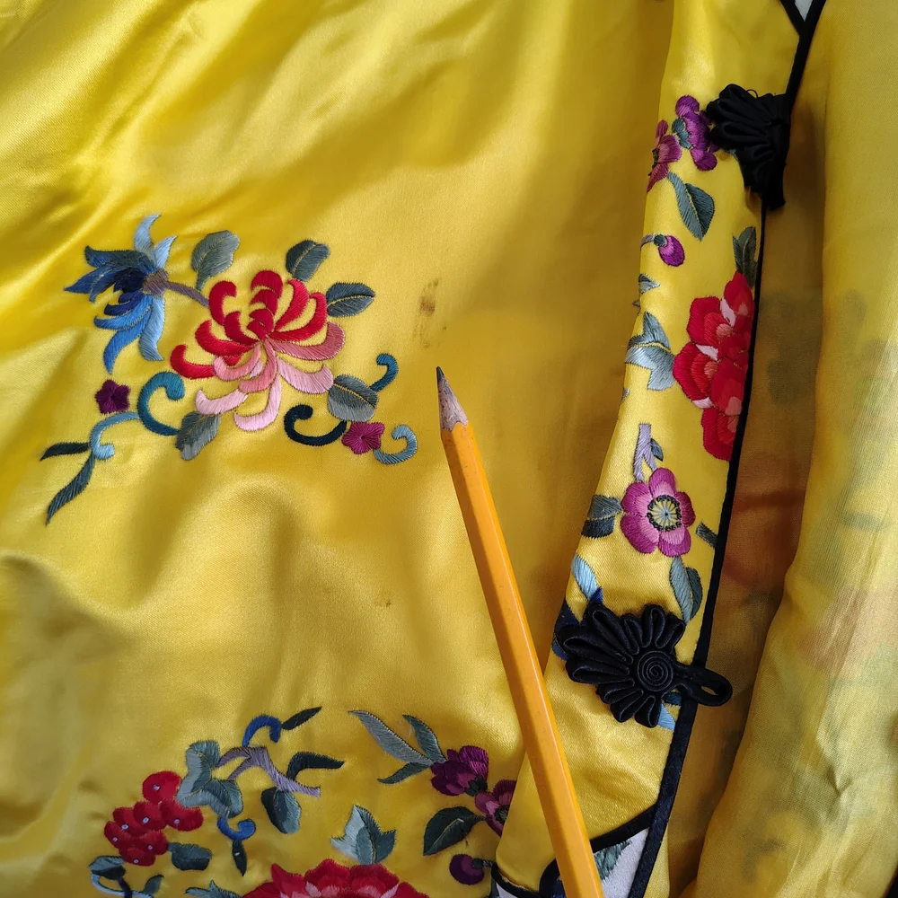Vintage Floral Embroidered Silk Kimono - Picture 5 of 12
